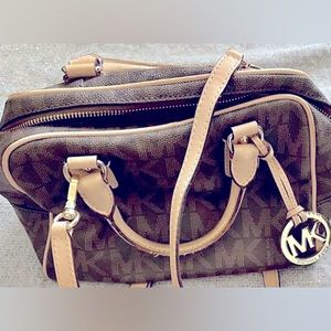 Barley Used MK hand bag